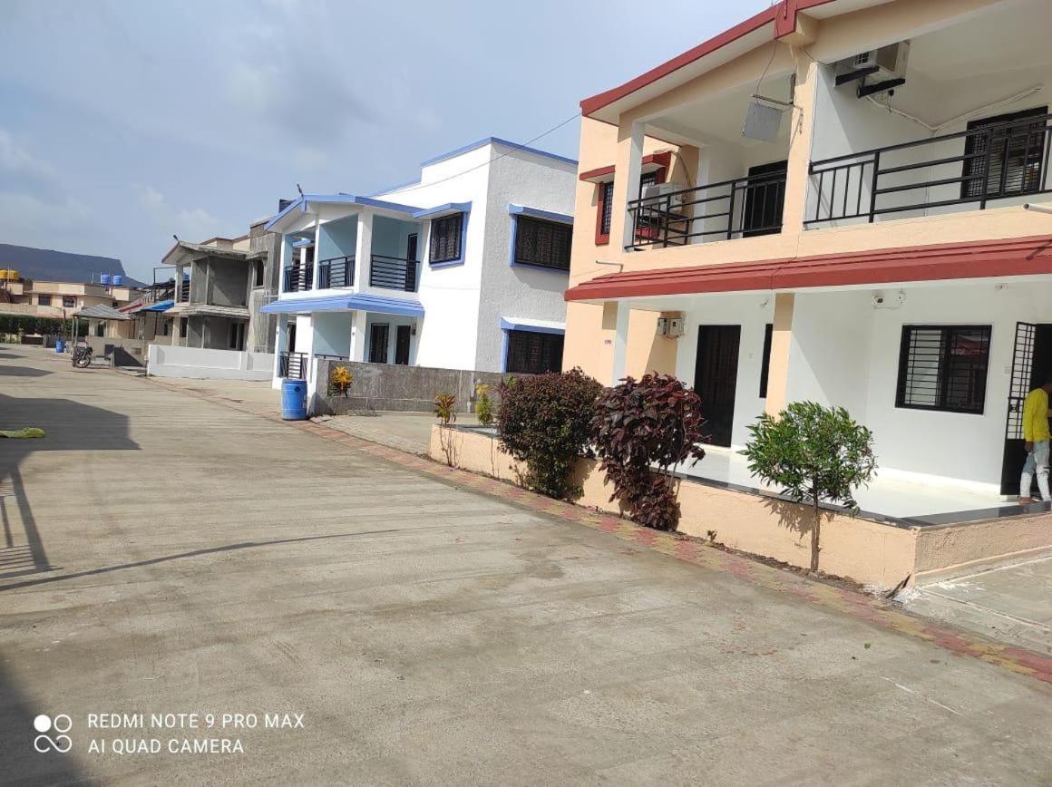 Jalsa Villas Saputara Exterior photo